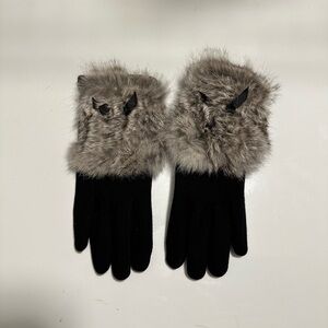 Black rabbit fur gloves